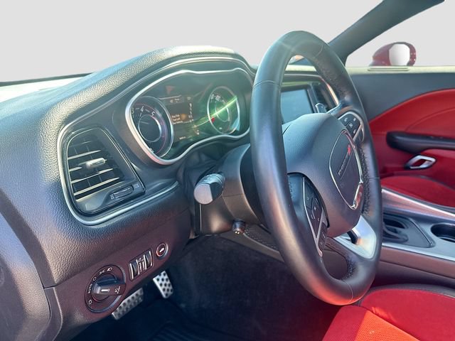 Used 2015 Dodge Challenger R/T Plus RWD image 10