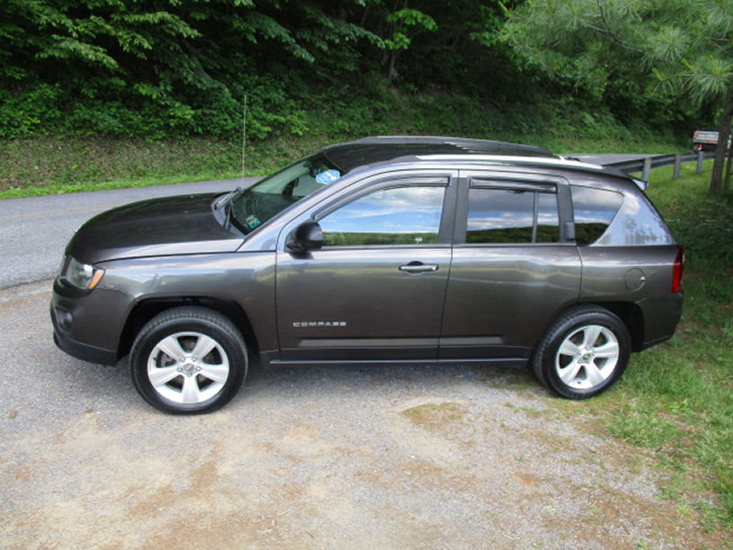 Used 2016 Jeep Compass Sport w/ Power Value Group AWD/4WD image 3