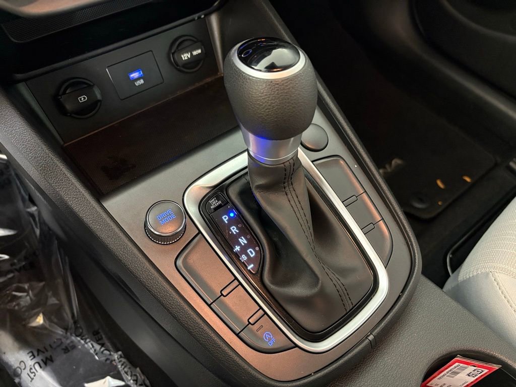 Used 2023 Hyundai Kona SEL image 31