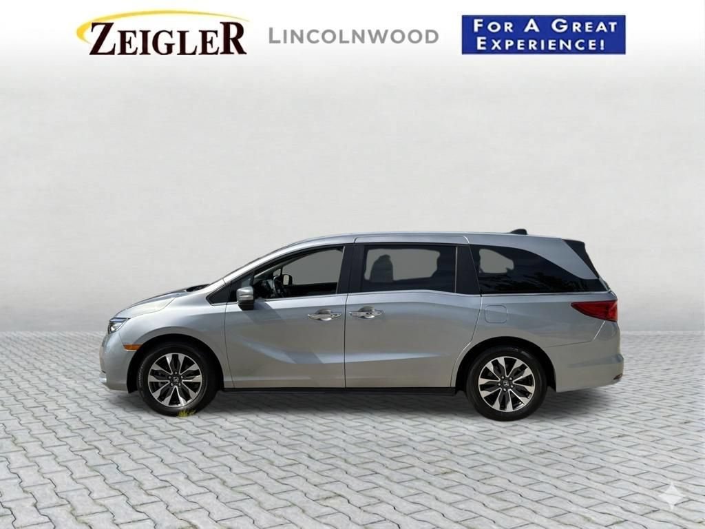Used 2023 Honda Odyssey EX-L image 3