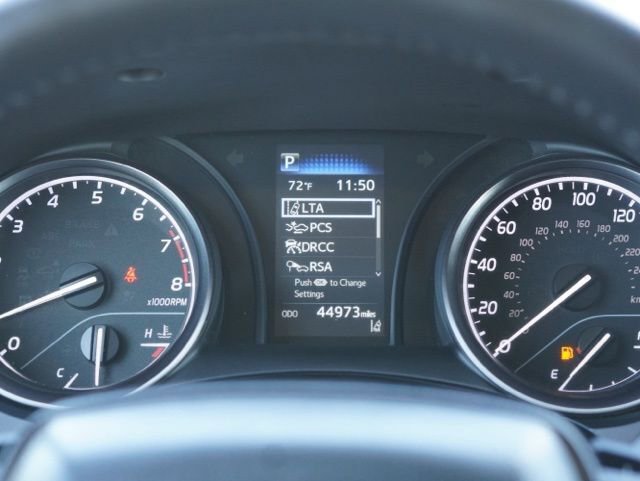 Used 2023 Toyota Camry SE image 19