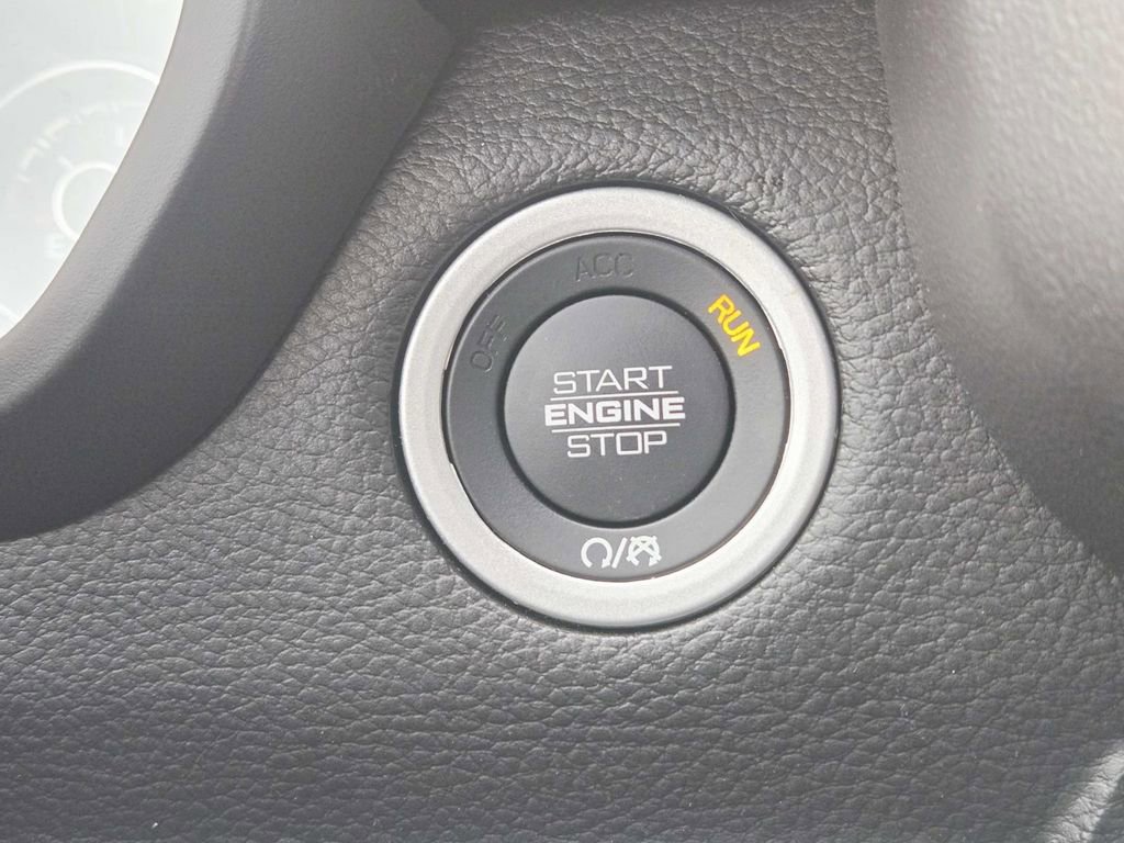 Used 2023 RAM 1500 Laramie image 31