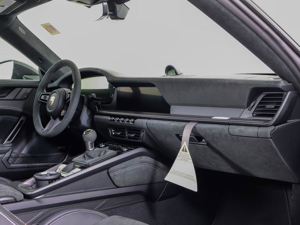 New 2026 Porsche 911 GT3 RWD image 7