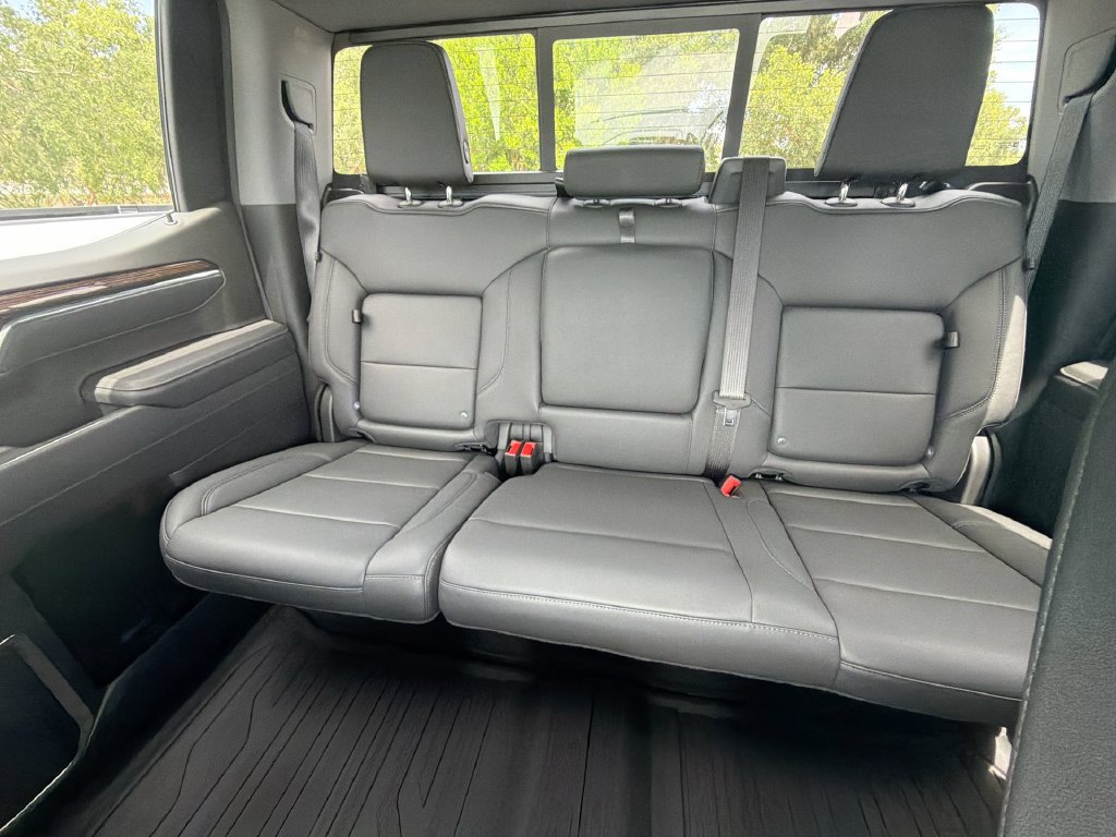 New 2026 GMC Sierra 1500 Elevation w/ Elevation Premium Package AWD/4WD image 13