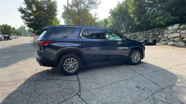 Certified 2023 Chevrolet Traverse LT image 2