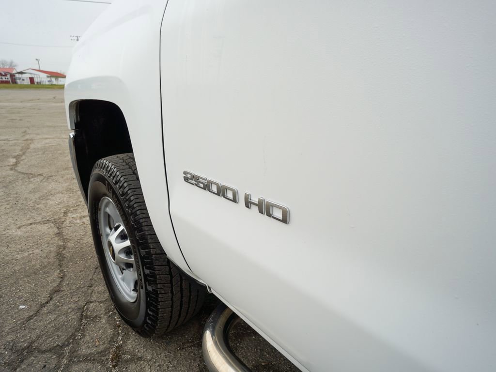 Used 2019 Chevrolet Silverado 2500 W/T w/ WT Convenience Package image 9