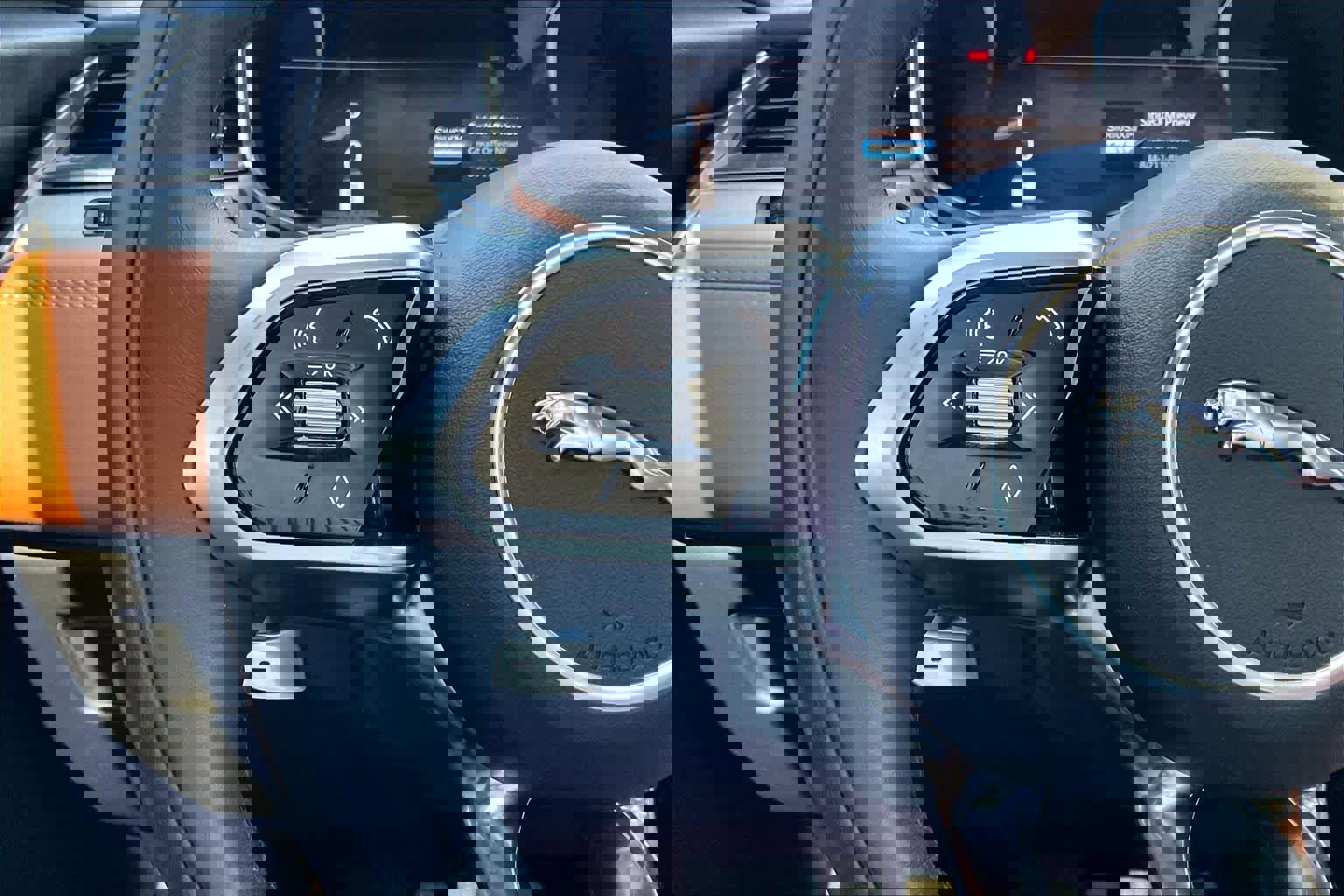 Used 2024 Jaguar F-PACE R-Dynamic S image 18