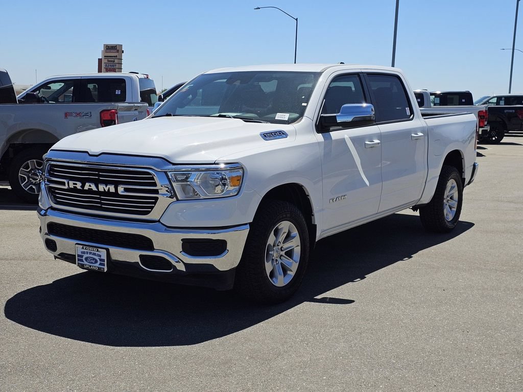 Used 2024 RAM 1500 Laramie AWD/4WD image 4