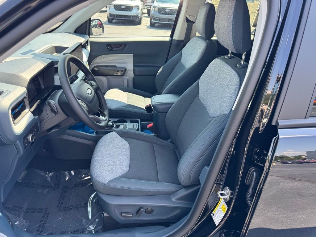 New 2025 Ford Maverick XLT w/ XLT Luxury Package FWD image 18