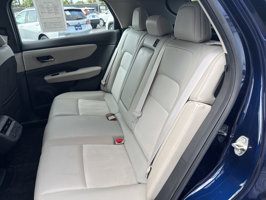 Used 2023 Nissan Ariya FWD image 40