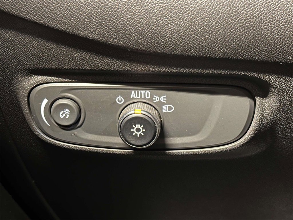 Used 2022 Chevrolet Equinox LT image 20