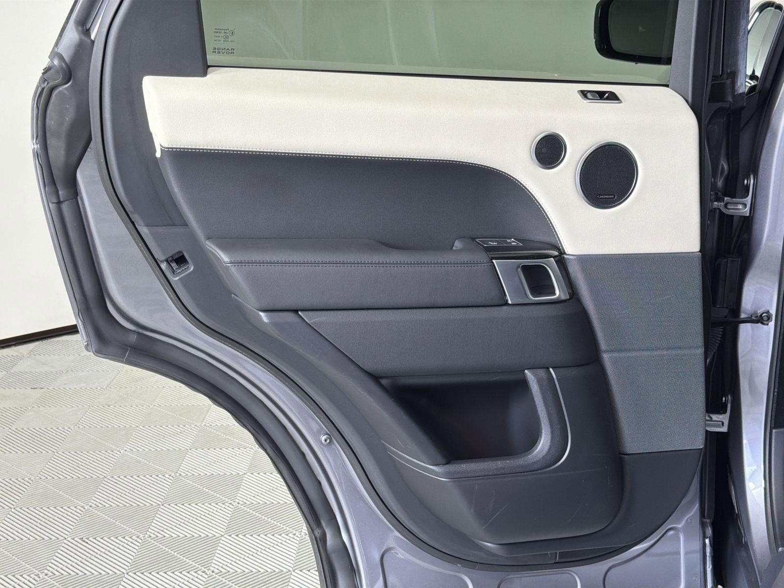 Used 2022 Land Rover Range Rover Sport HSE Silver Edition image 26