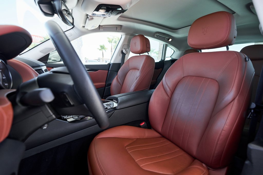 Used 2022 Maserati Levante GT image 28