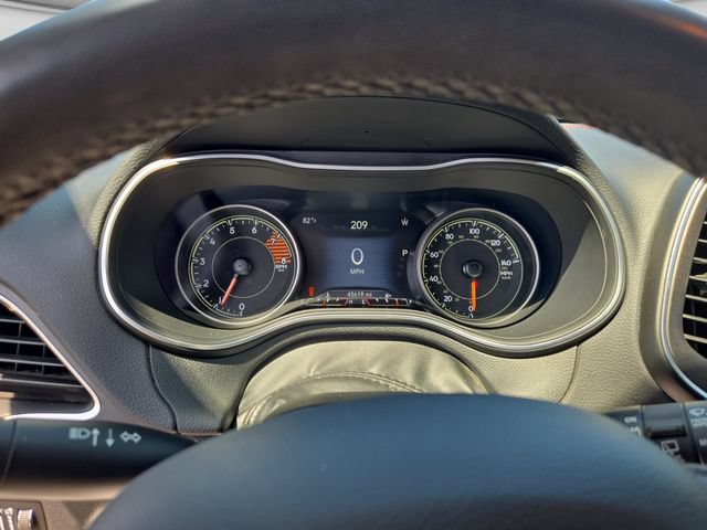 Used 2020 Jeep Cherokee Trailhawk AWD/4WD image 12