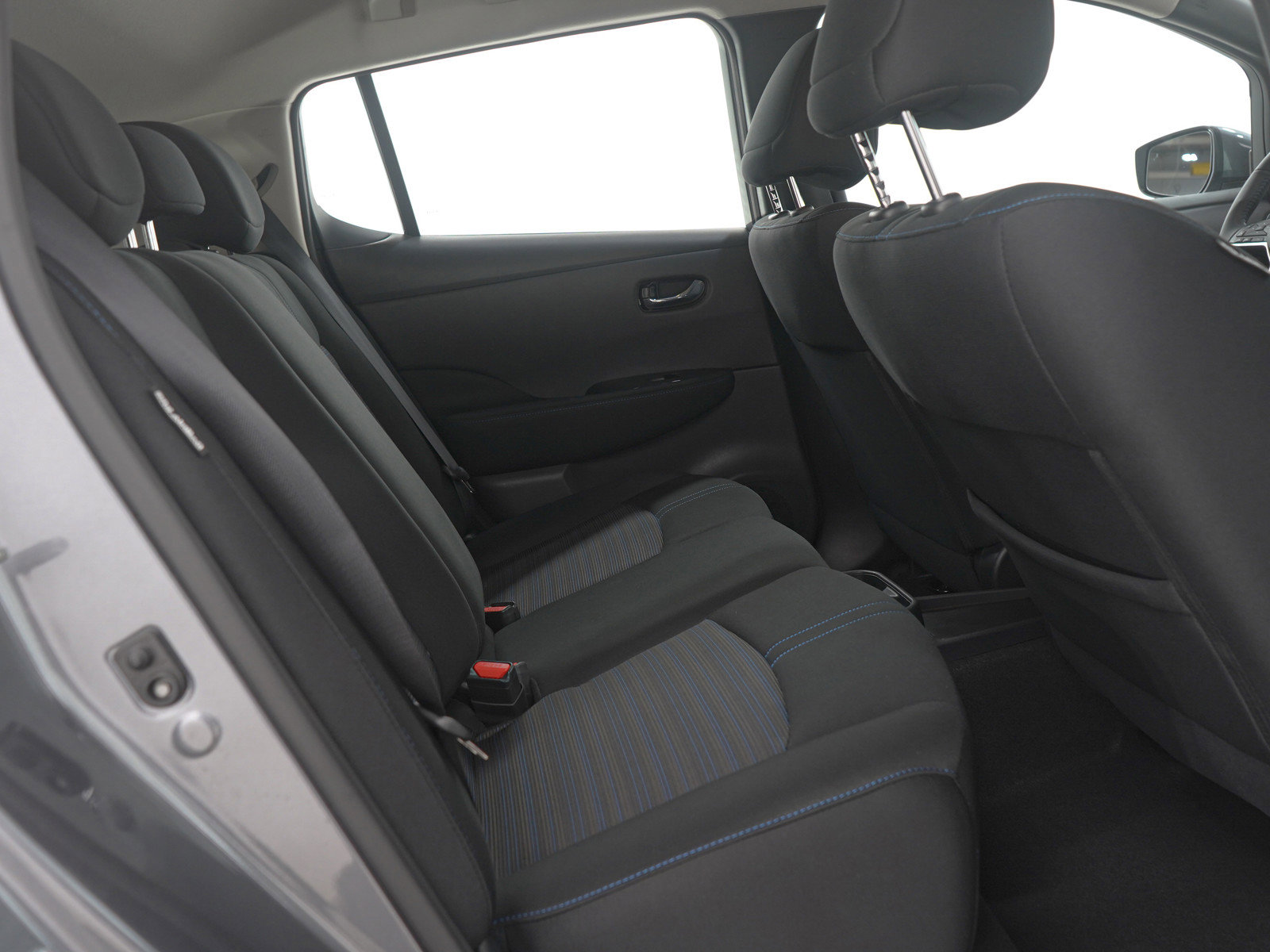 Used 2024 Nissan Leaf SV Plus image 13