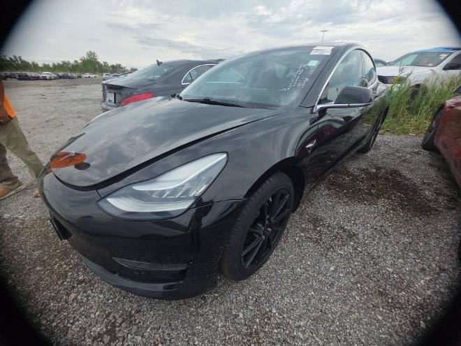 Used 2018 Tesla Model 3 Mid Range RWD image 7