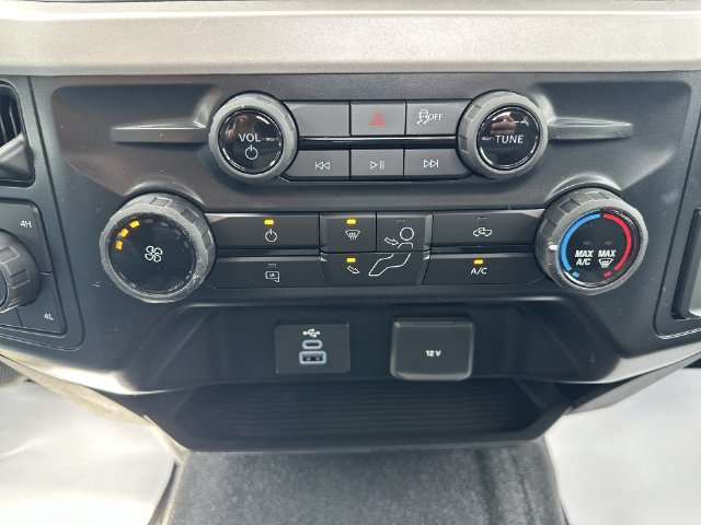 New 2026 Ford F250 XL AWD/4WD image 19