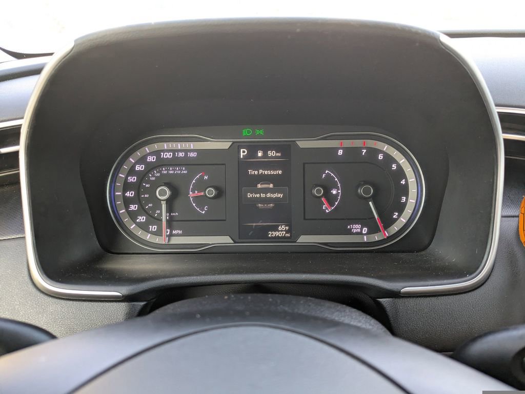 Used 2024 Hyundai Santa Cruz SE FWD image 25