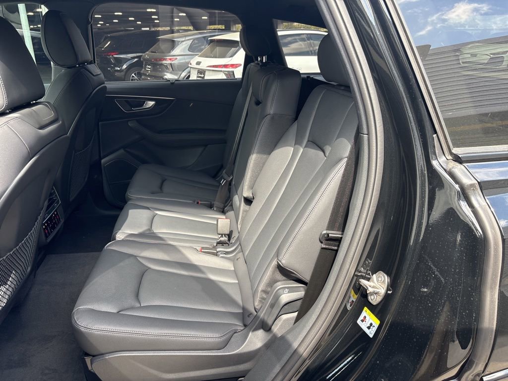 New 2026 Audi Q7 3.0T Premium Plus AWD/4WD image 14