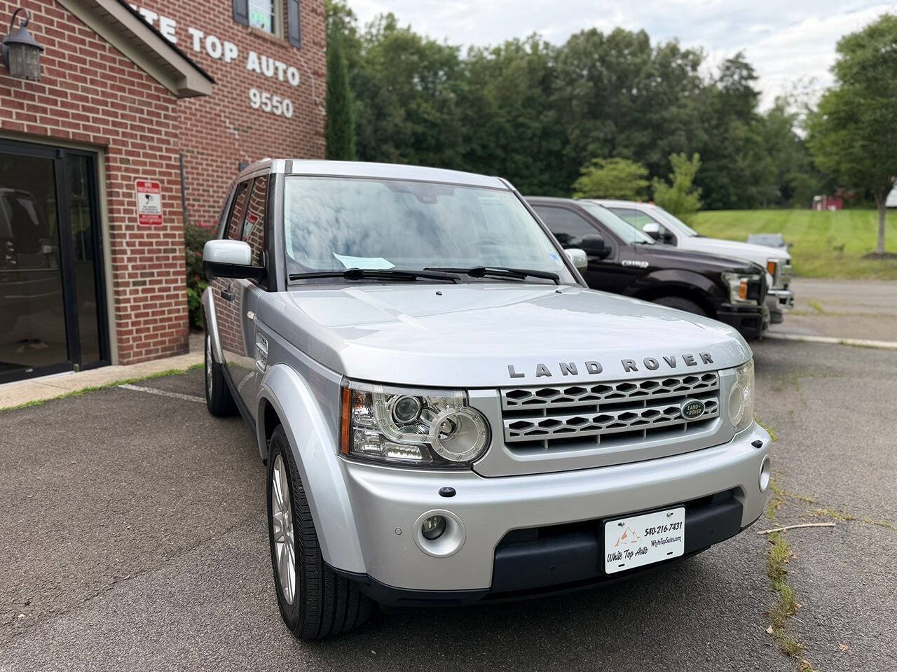 Used 2012 Land Rover LR4 HSE AWD/4WD image 8