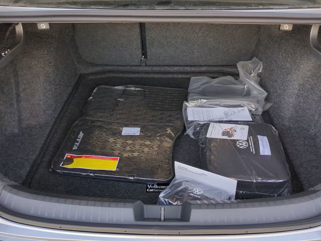 New 2025 Volkswagen Jetta Sport image 9