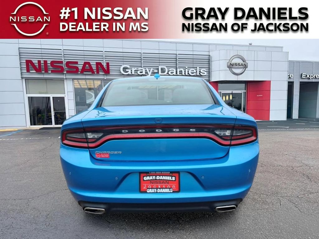 Used 2023 Dodge Charger SXT RWD image 6