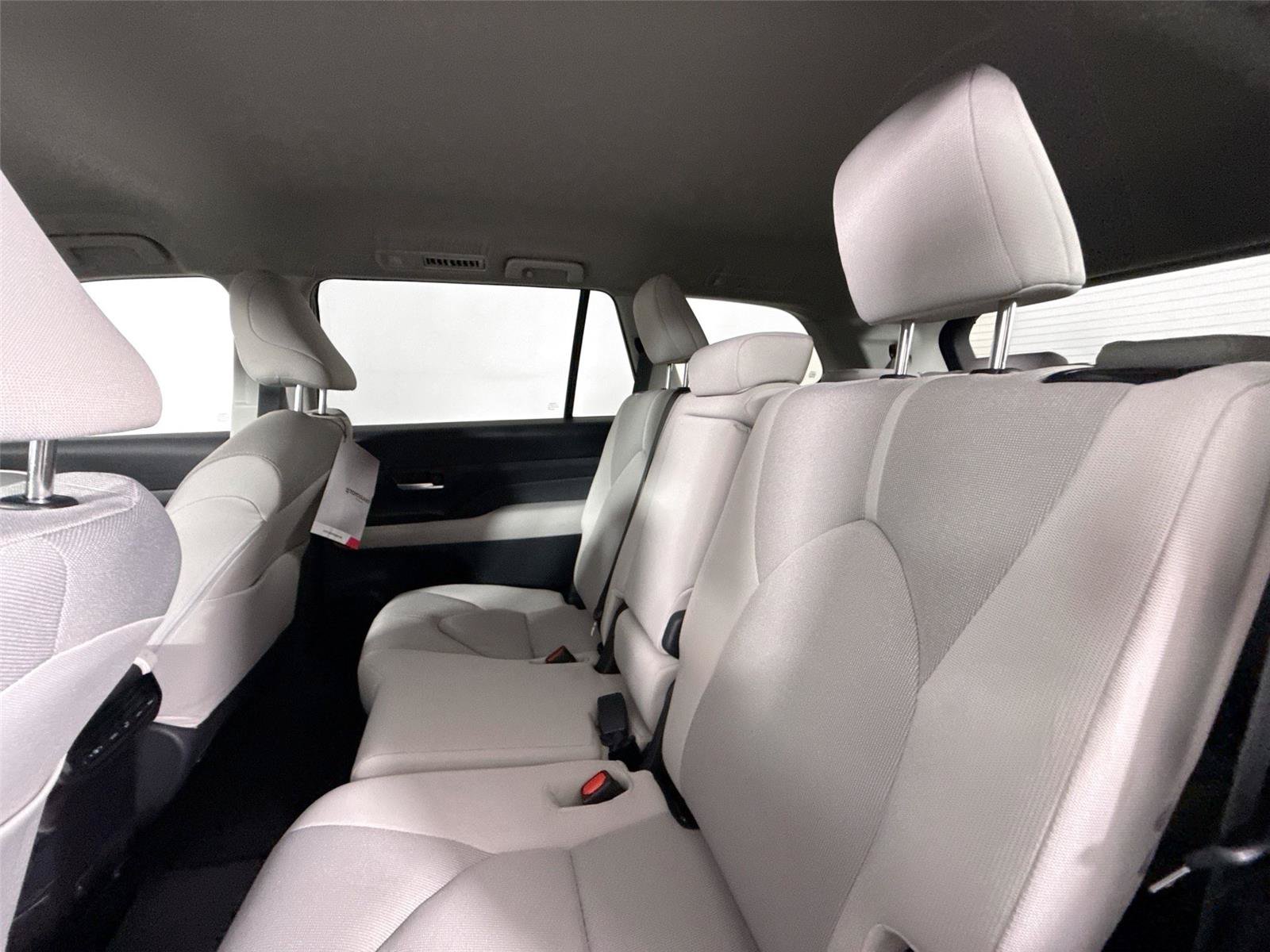 Certified 2026 Toyota Grand Highlander FWD image 28