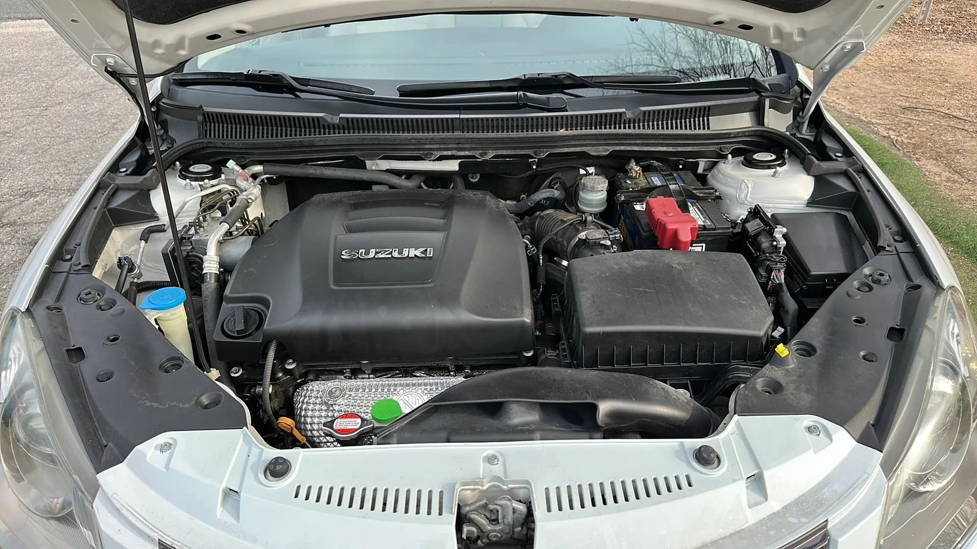 Used 2012 Suzuki Kizashi SE image 12