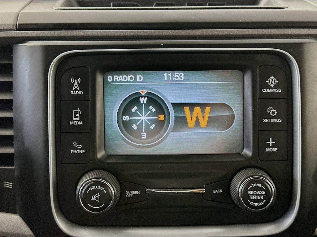 Used 2015 RAM 1500 Express AWD/4WD image 19