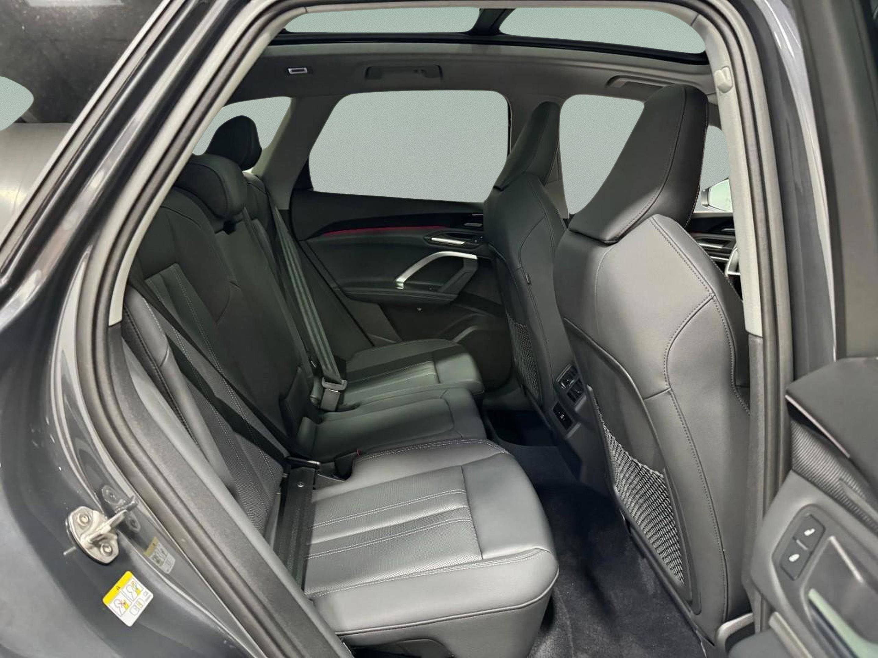 New 2025 Audi Q5 Premium Plus image 9