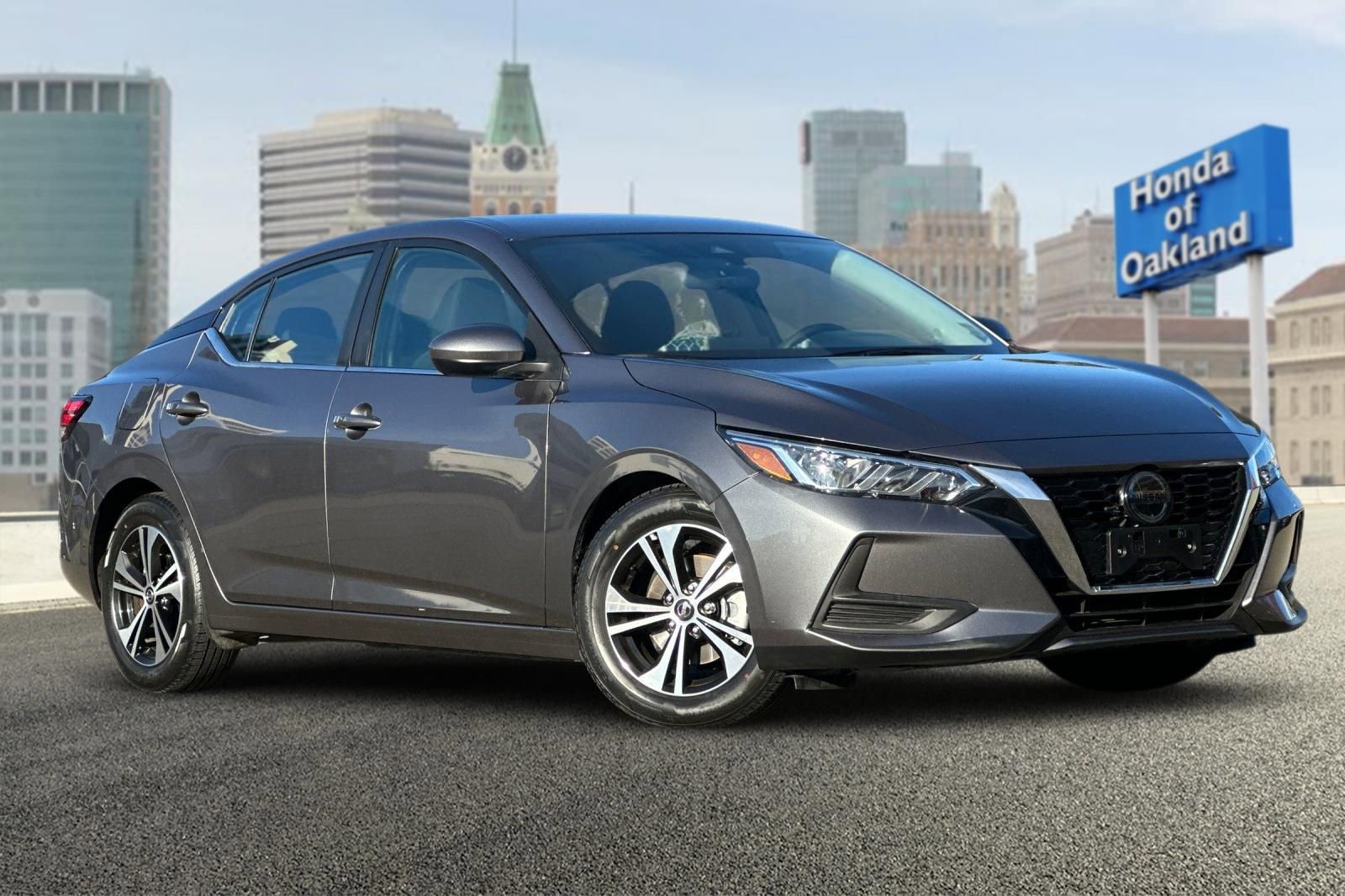 Used 2023 Nissan Sentra SV image 2