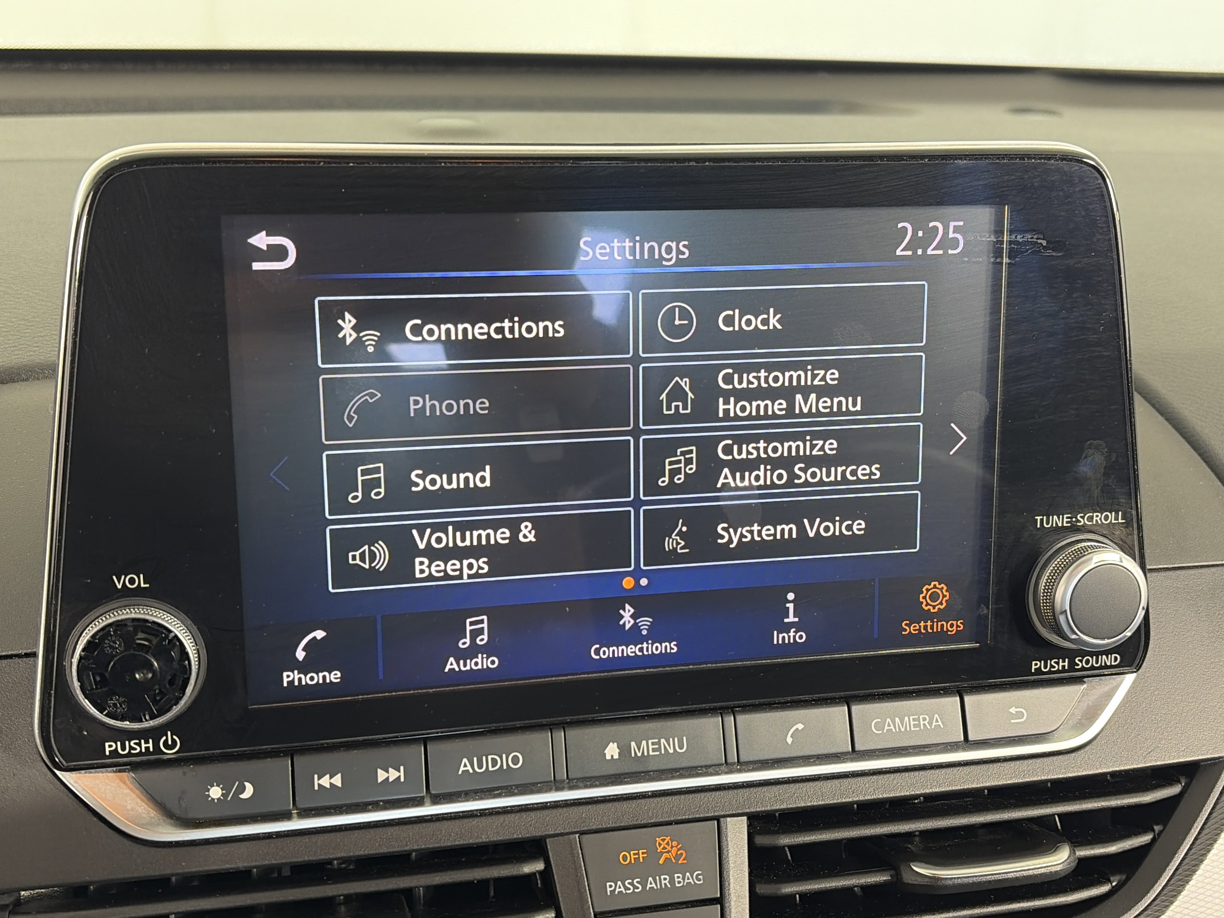 Used 2024 Nissan Altima 2.5 SR FWD image 19