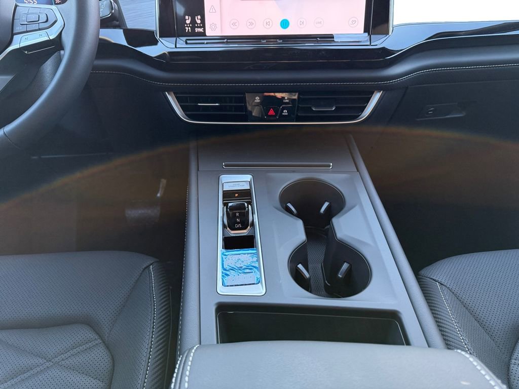 New 2026 Volkswagen Atlas Cross Sport SE image 11
