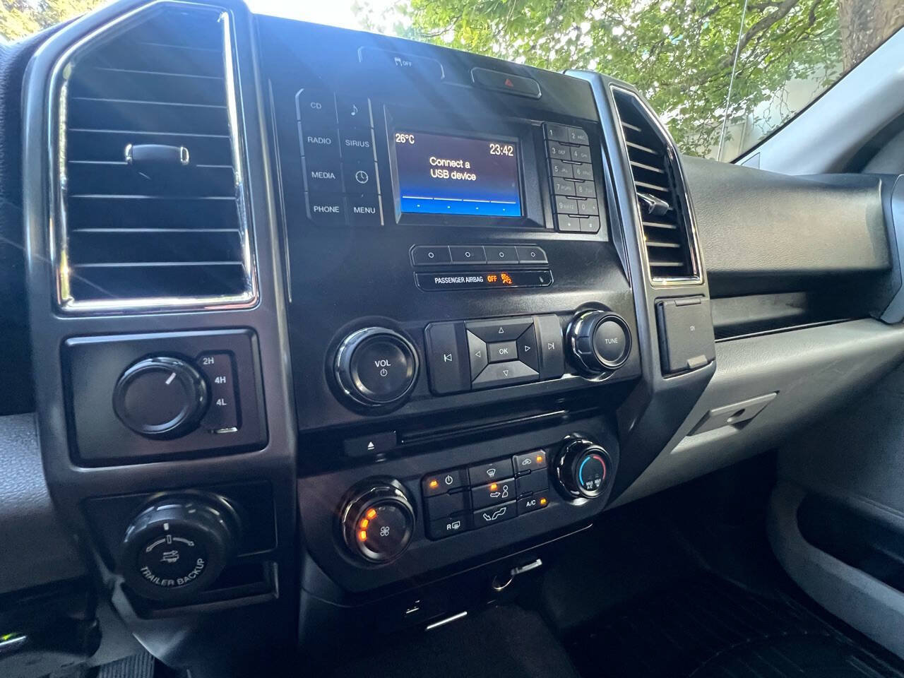 Used 2016 Ford F150 XLT w/ Equipment Group 301A Mid AWD/4WD image 26