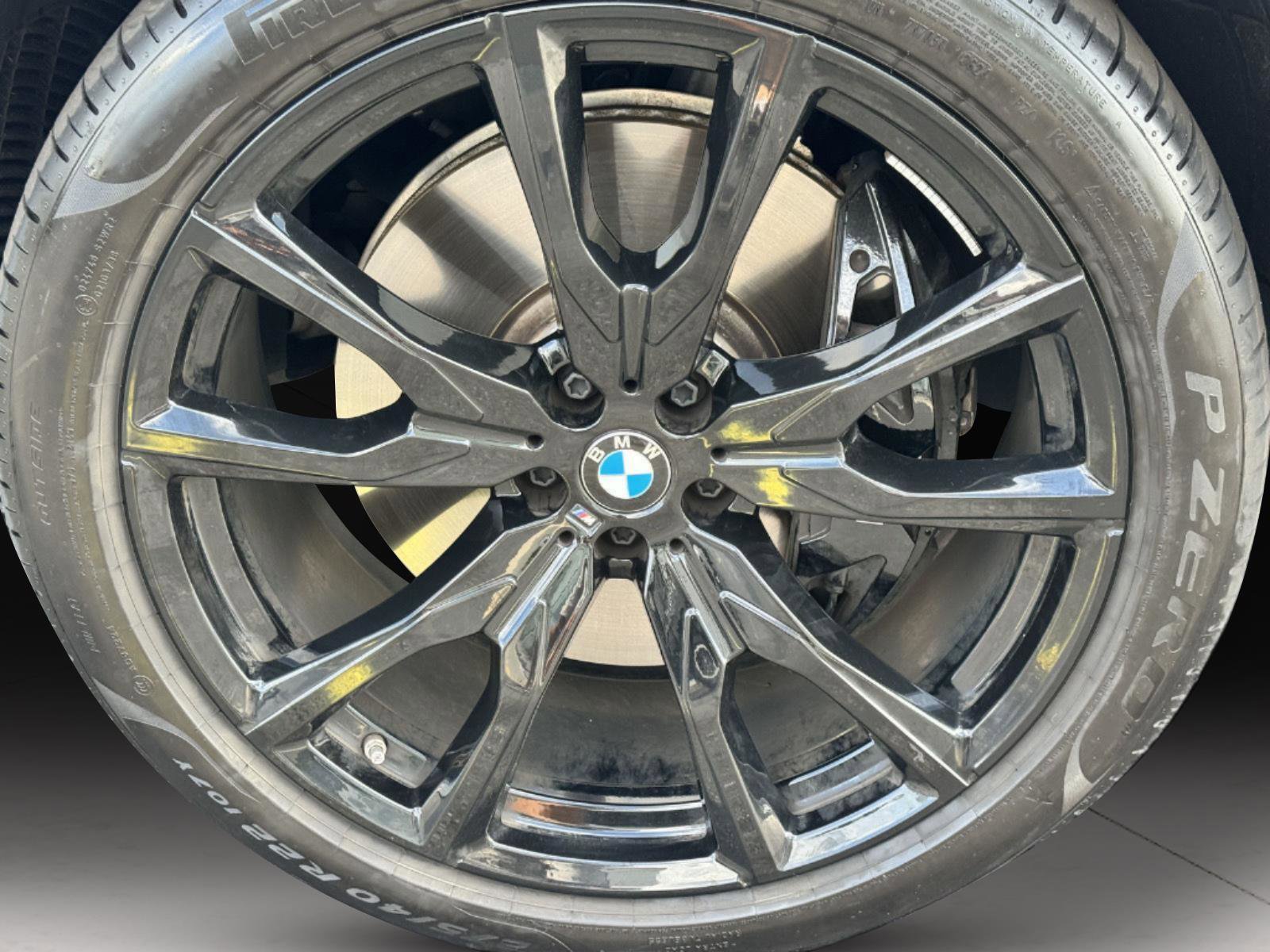Used 2025 BMW X7 M60i image 69