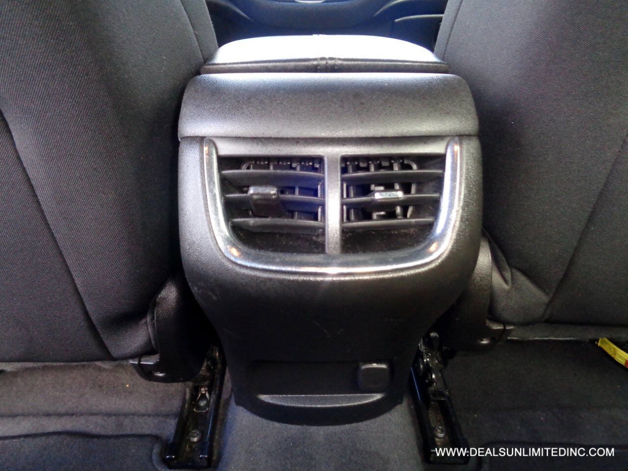 Used 2023 Chevrolet Malibu LT image 17