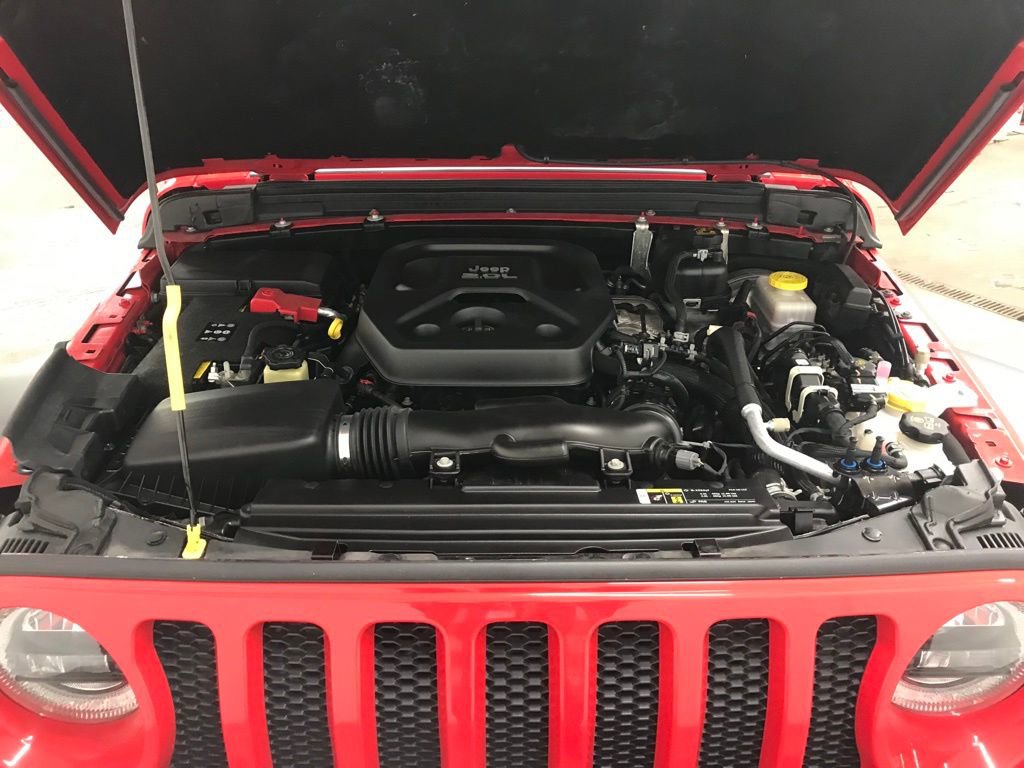Used 2018 Jeep Wrangler Sport S image 32