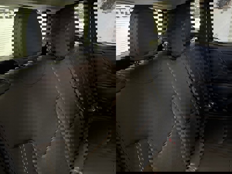 Used 2016 Jeep Renegade Limited image 27