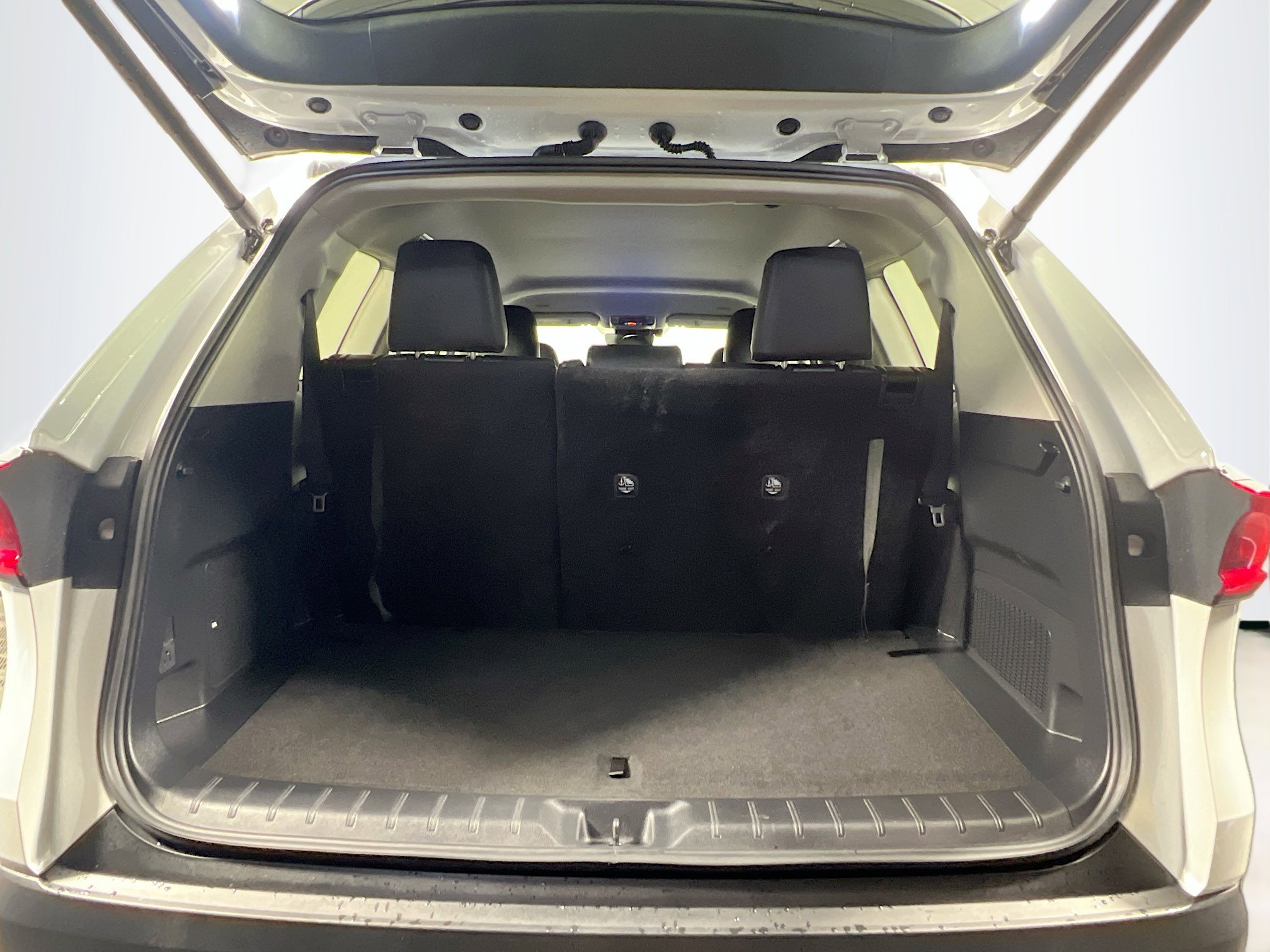 Used 2024 Toyota Grand Highlander Limited image 34