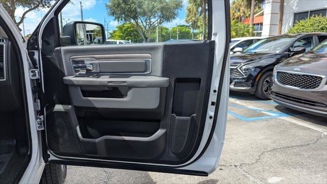 Used 2017 RAM 2500 Tradesman w/ Chrome Appearance Group image 14