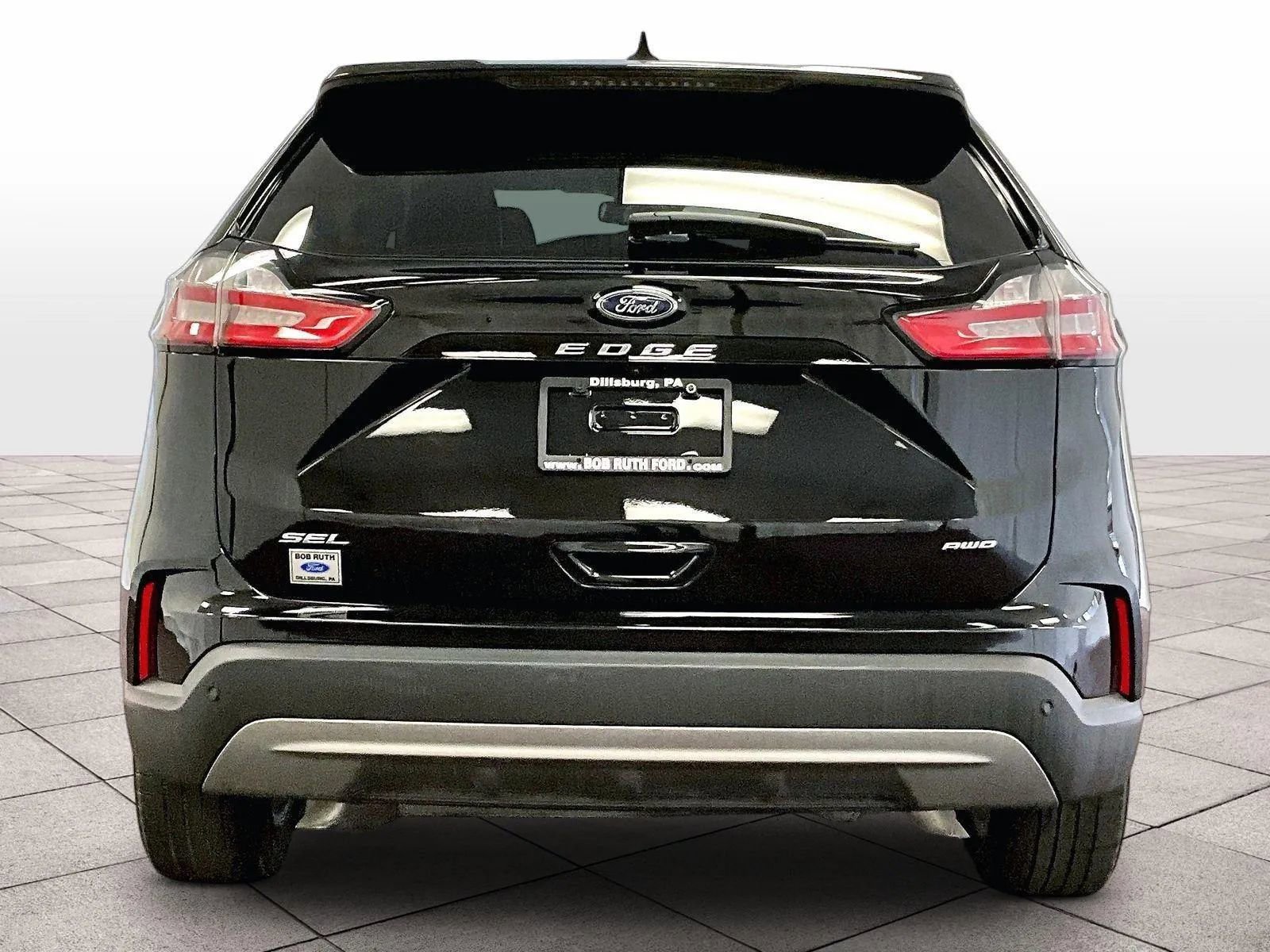 Certified 2023 Ford Edge SEL w/ Convenience Package AWD/4WD image 4