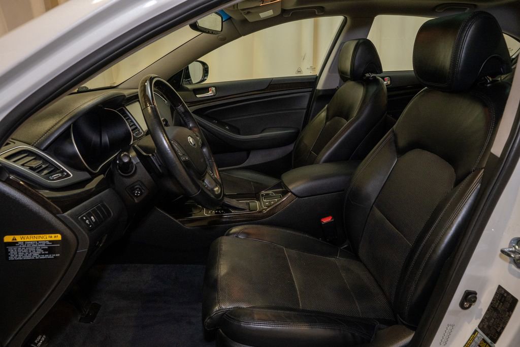 Used 2014 Kia Cadenza Premium w/ Luxury Package image 11