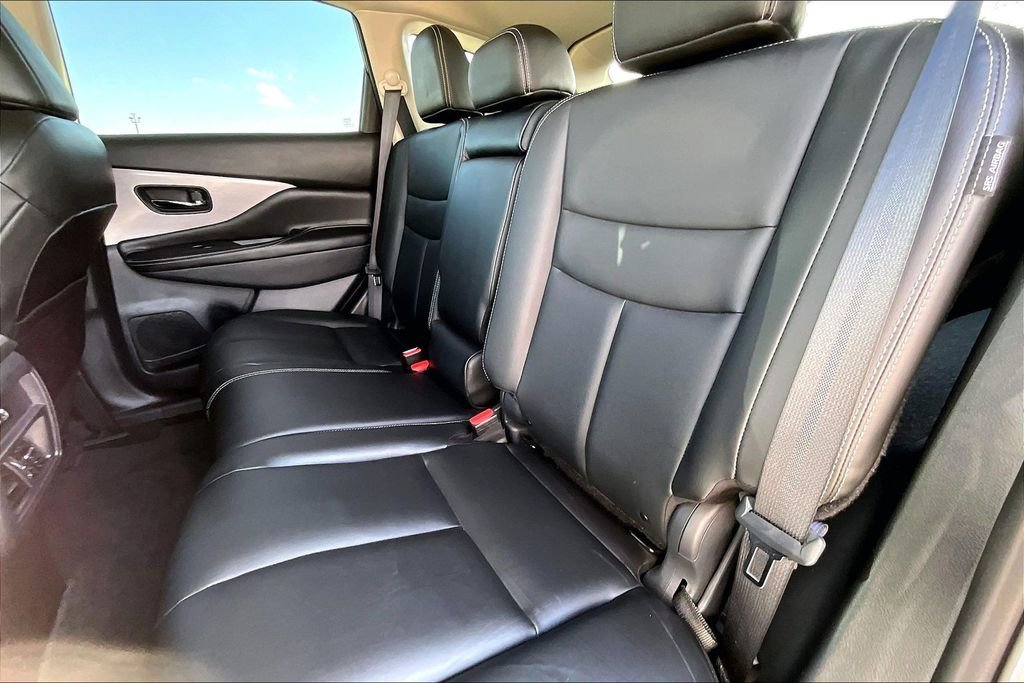 Used 2024 Nissan Murano SV w/ SV Midnight Edition Package image 24