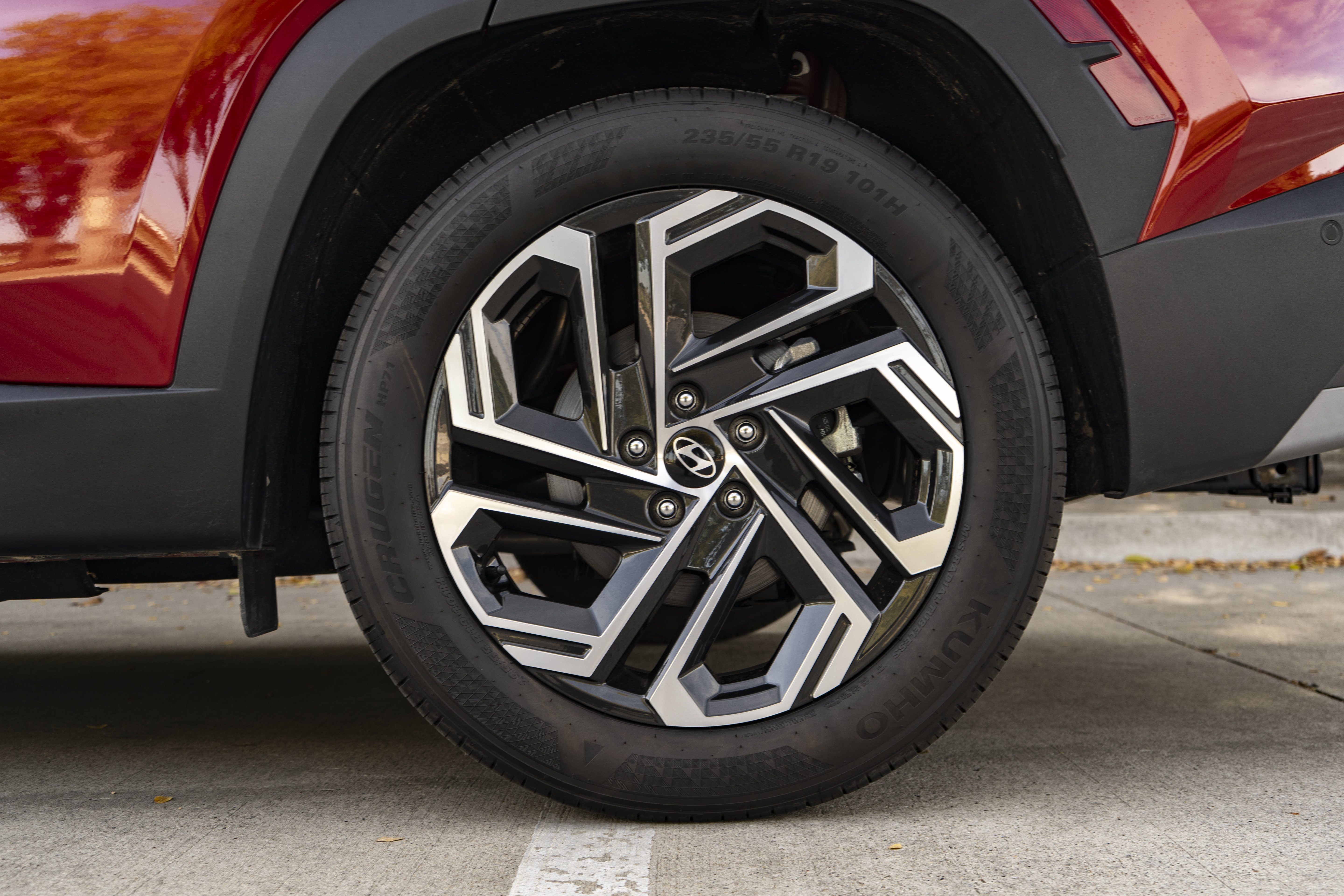 Used 2025 Hyundai Tucson Limited FWD image 15