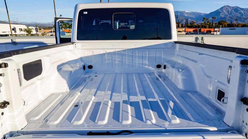 New 2026 Jeep Gladiator Sport AWD/4WD image 25