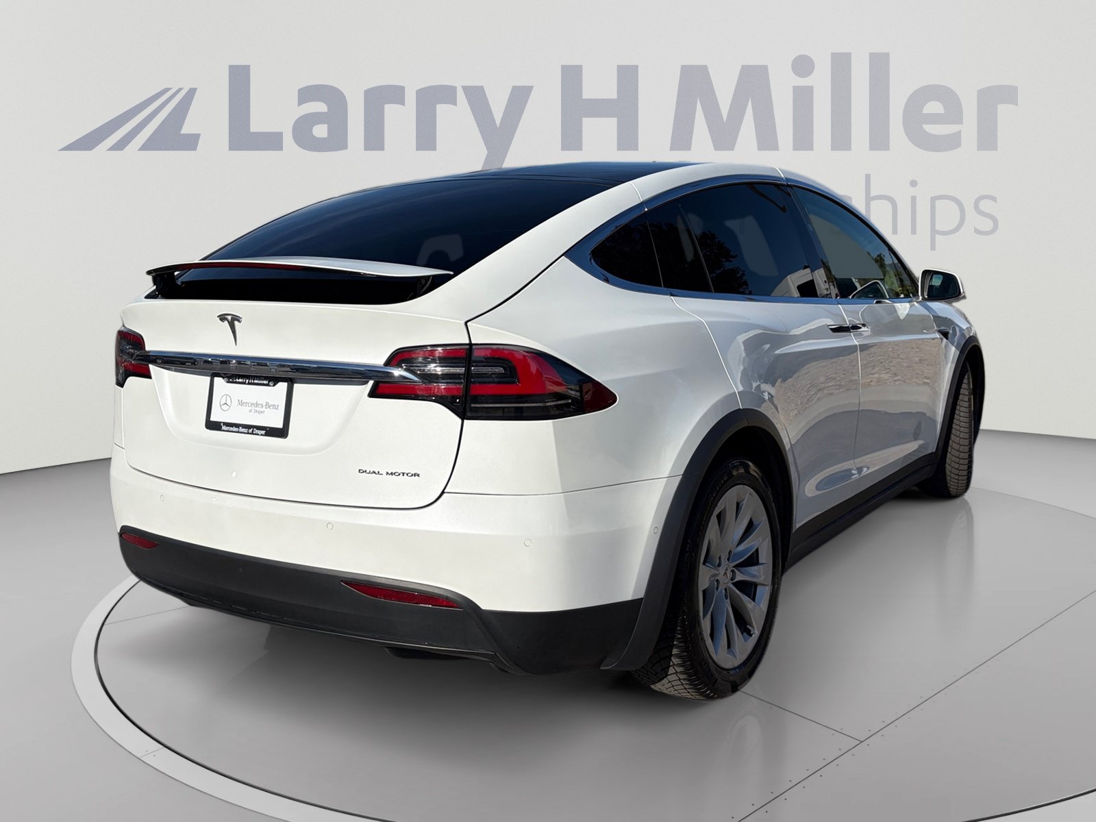 Used 2019 Tesla Model X Long Range AWD/4WD image 5
