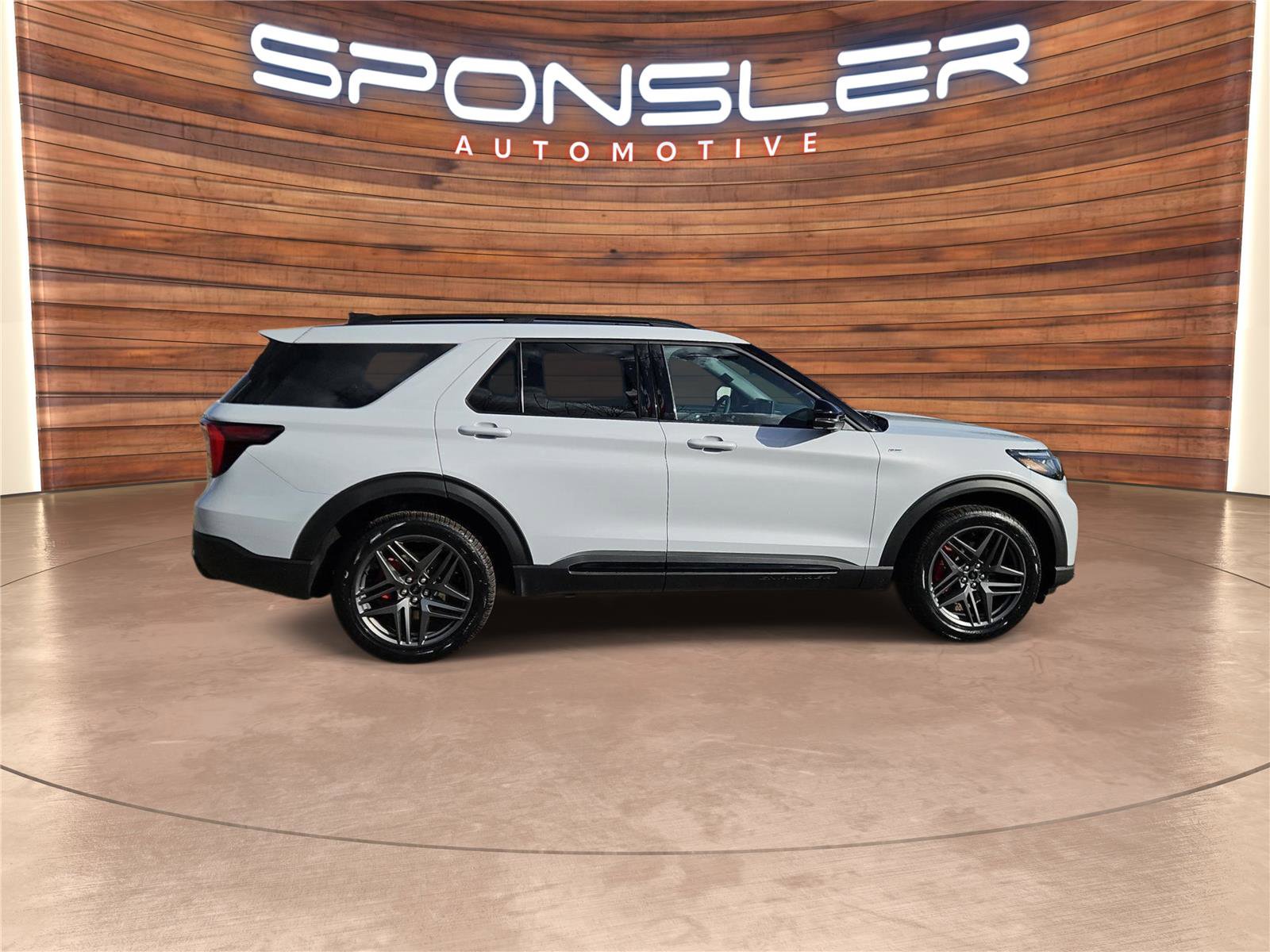 New 2026 Ford Explorer ST-Line w/ ST-Line Street Pack image 7