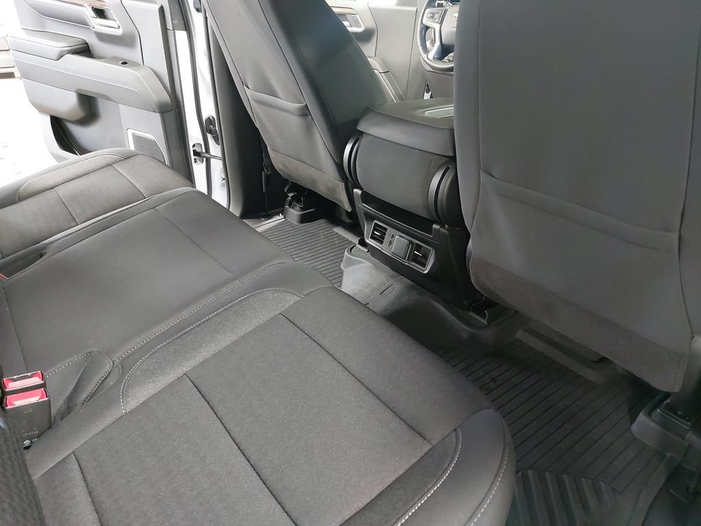Used 2023 Chevrolet Silverado 1500 LT AWD/4WD image 11