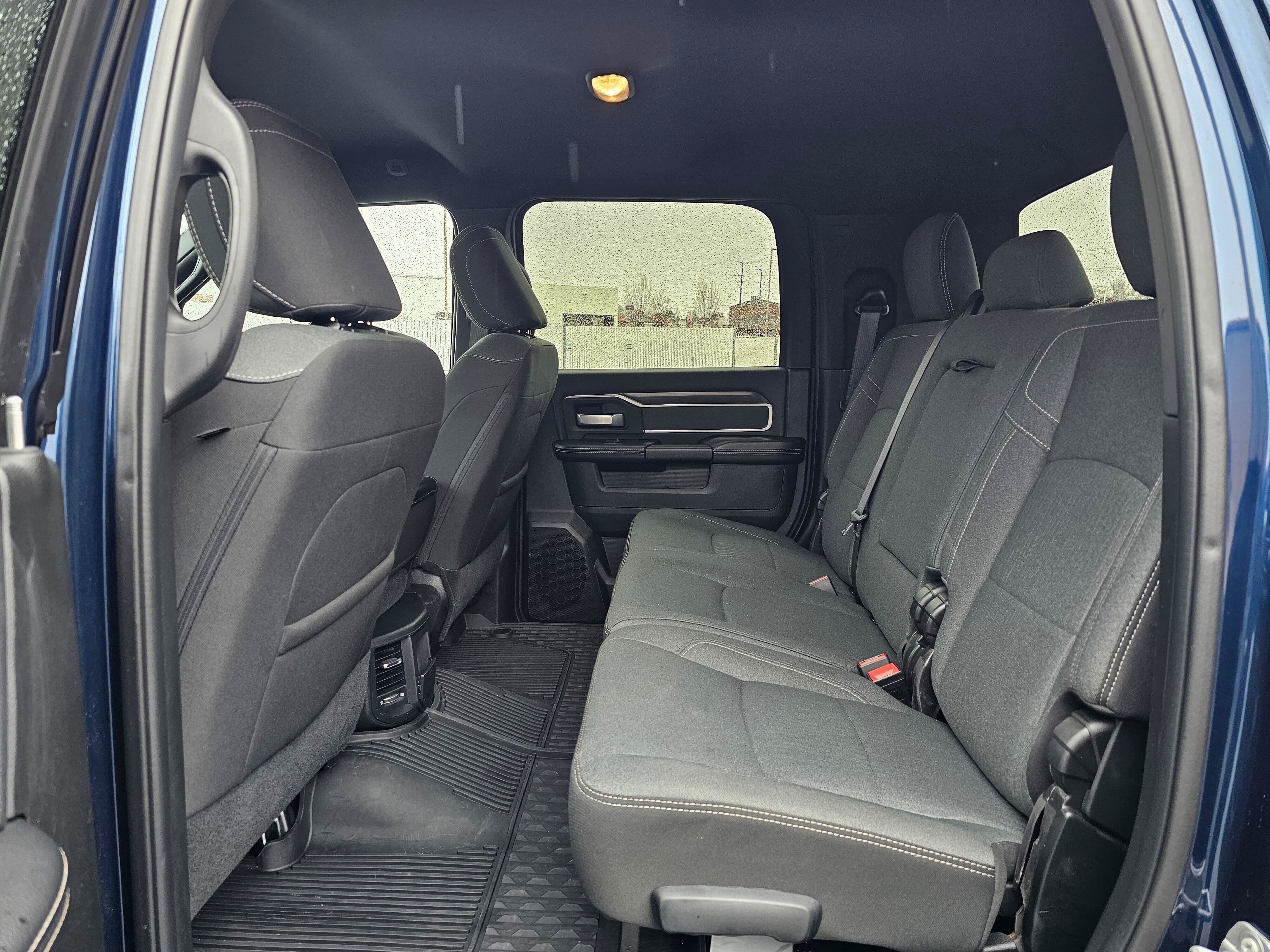 Used 2022 RAM 3500 Big Horn w/ Night Edition AWD/4WD image 13