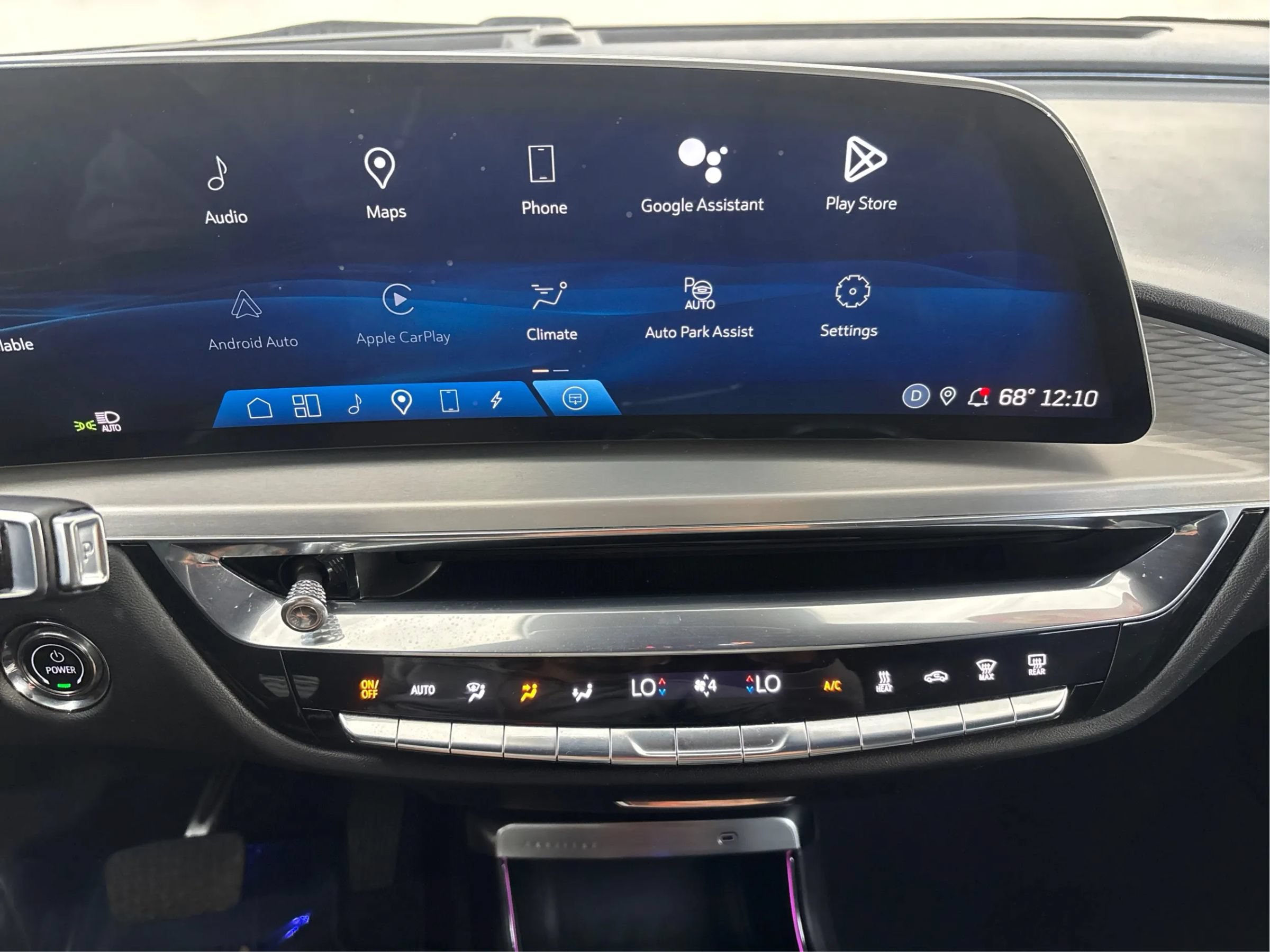 Used 2023 Cadillac Lyriq AWD image 19